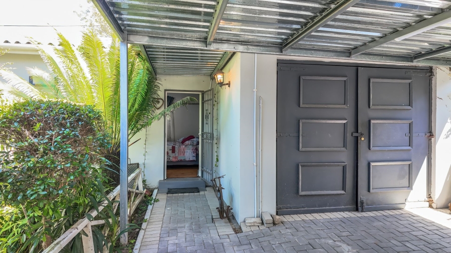 4 Bedroom Property for Sale in Bodorp Western Cape